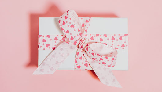 Romantic Gifts For Girlfriends