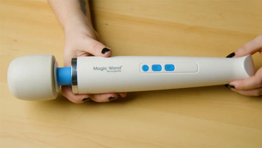 Magic Wand Rechargeable vibrator featured image