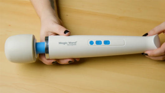 Magic Wand Rechargeable Vibrator Review | Delicto Magic Wand Rechargeable Vibrator Review | Delicto
