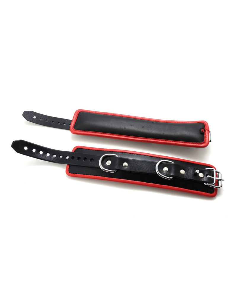 665 Leather and Fetish Company Locking Leather Wrist Restraints